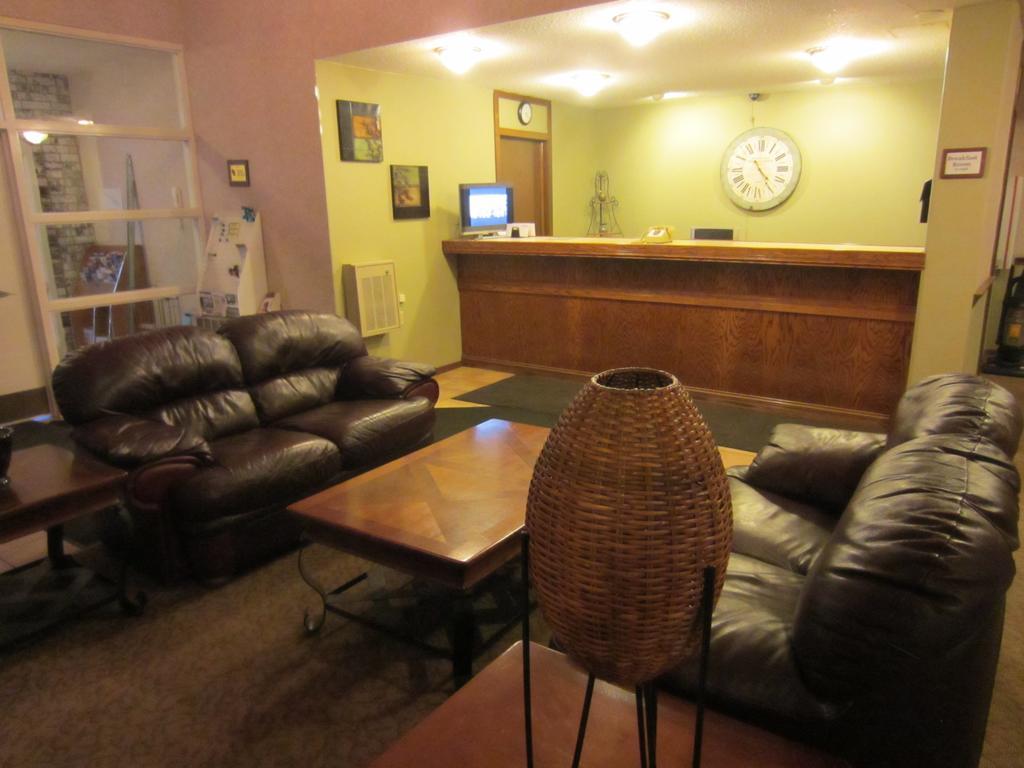 Ripon Welcome Inn And Suites Buitenkant foto